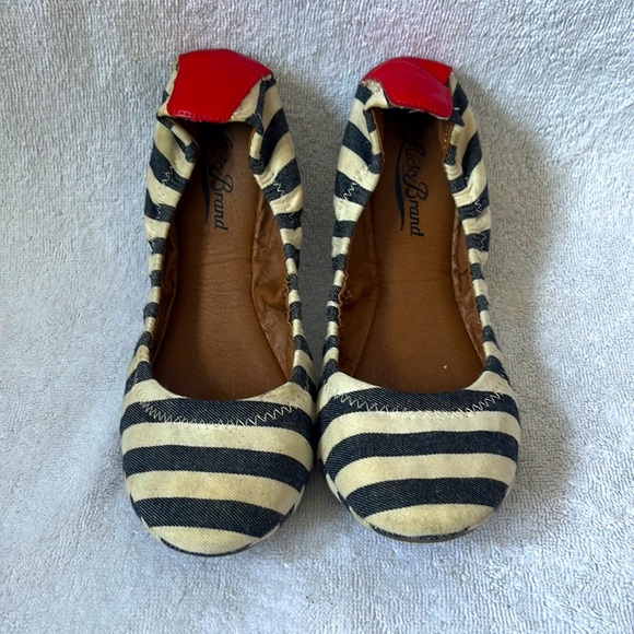 Lucky Brand flats, elastic and comfy, size 7.5 B / 37.5 - Picture 1 of 9